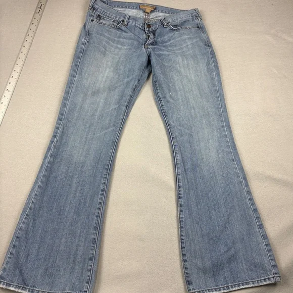 2000s Abercrombie & Fitch Low Rise Y2K Flare Leg Jeans - Picture 2 of 10
